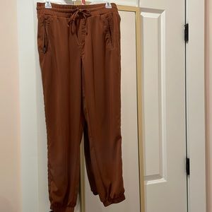 One by Chapter One Joggers